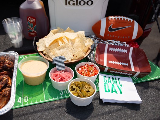 Blue Ribbon Queso & Chips